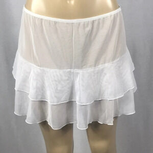 Under the Sun Size XL White Mesh Ruffle Skirt. Made in USA. New Without Tag